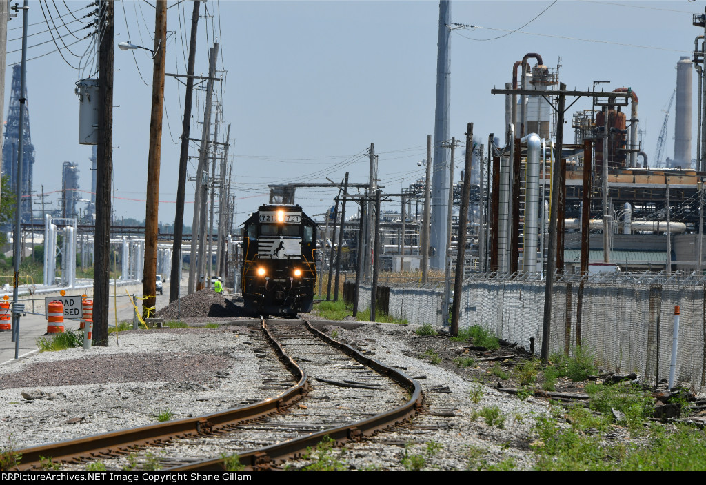 NS 721 Works the Conoco plant.